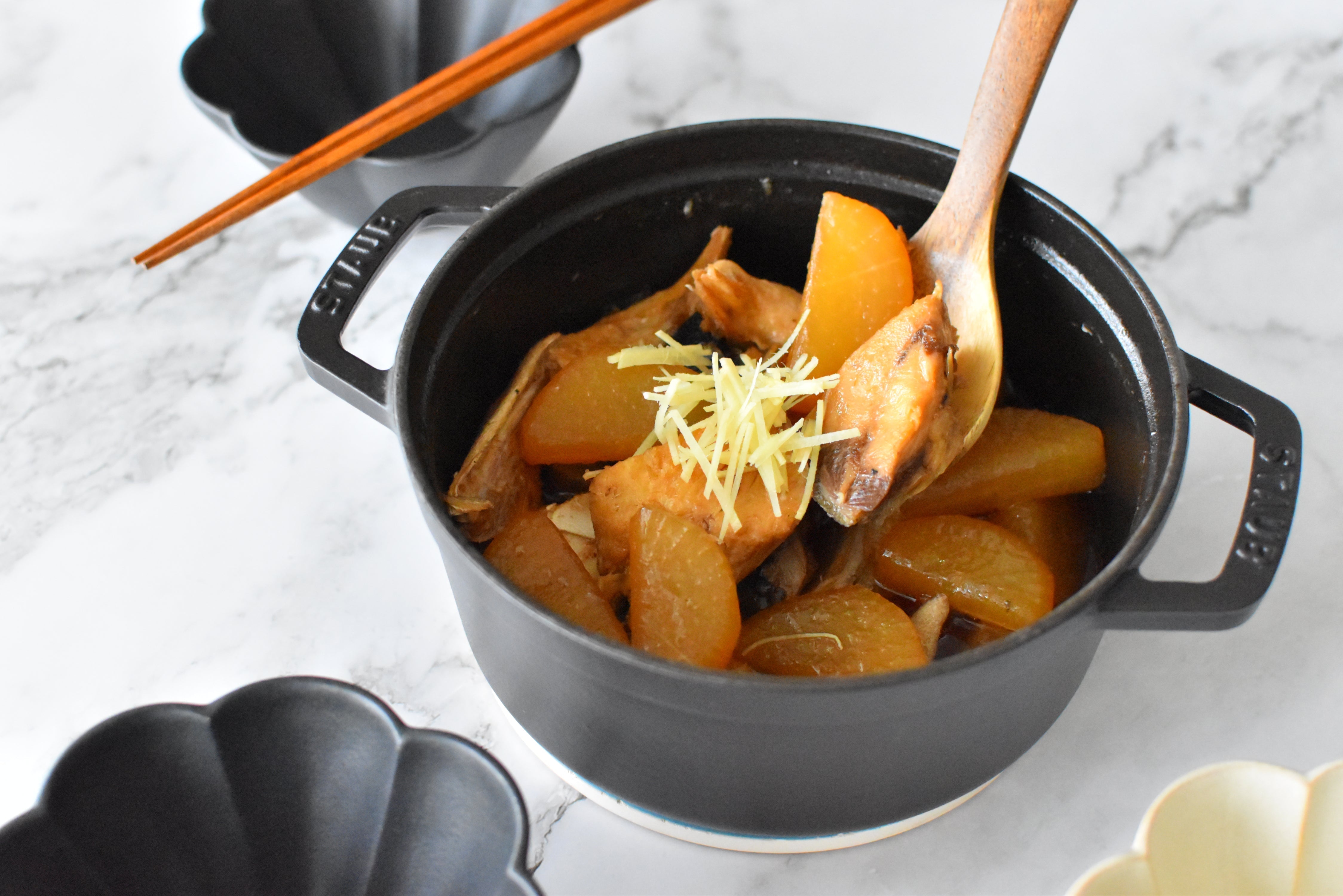 How to Make Buri Daikon (Japanese Amberjack Fish Stew with Daikon Recipe)