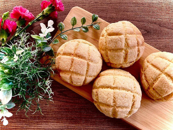 How to Make Handmade Melon Pan (Japanese Sweet Bun Recipe)