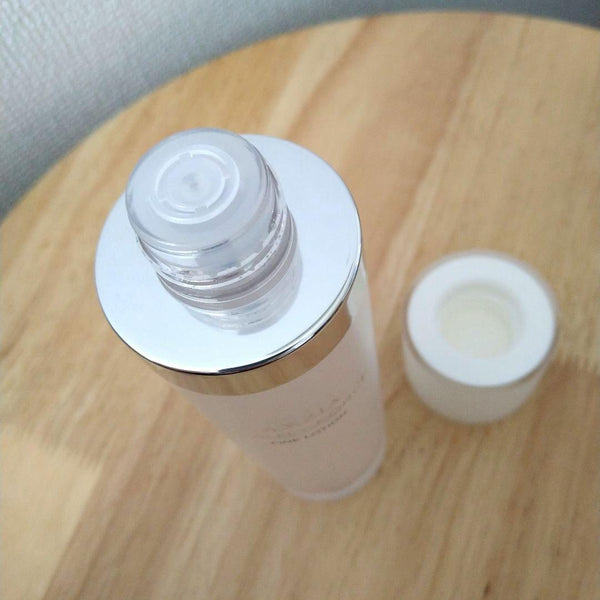 Axxzia Beauty Force Fine Lotion Oil-Based Hydrating Toner 120ml