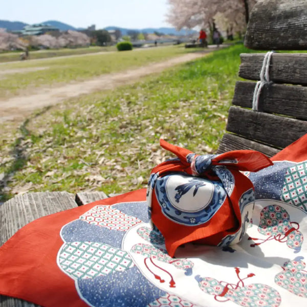 Furoshiki Imari Plate Gourd Pattern Red Cotton Wrapping Cloth 50cm