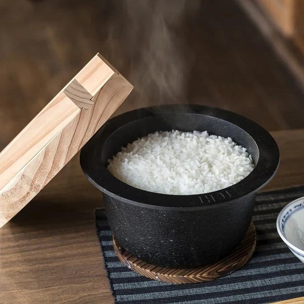 Ikenaga Cast Iron Small Rice Cooker With Wooden Lid IH Compatible