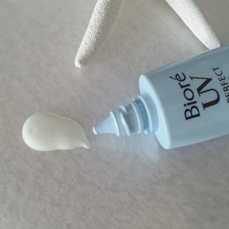 Kao Bioré UV Sarasara Perfect Milk Sunscreen SPF50+ PA++++ 40ml