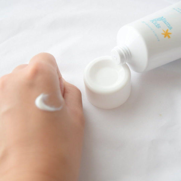 Mama & Kids Hypoallergenic Waterproof Milk Sunscreen SPF33 PA+++ 80g