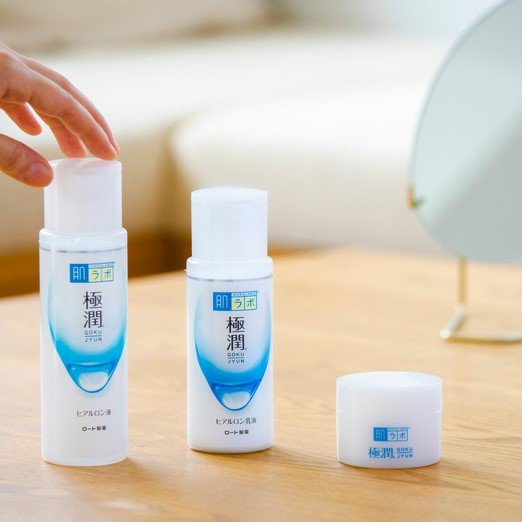 Rohto Hada Labo Gokujyun Super Hyaluronic Milky Lotion 140ml