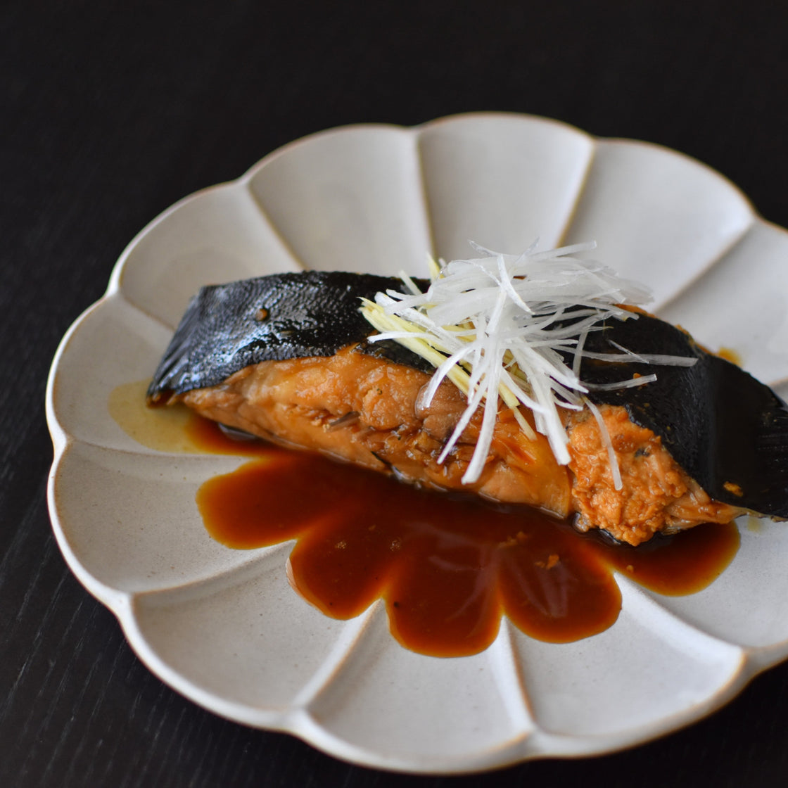 How to Make Sakana no Nitsuke (Japanese Simmered Fish Recipe ...