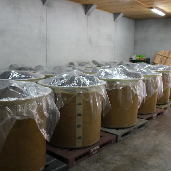 Adachi Jozo Aged Koji Rice Miso Naturally Fermented Miso Paste 450g