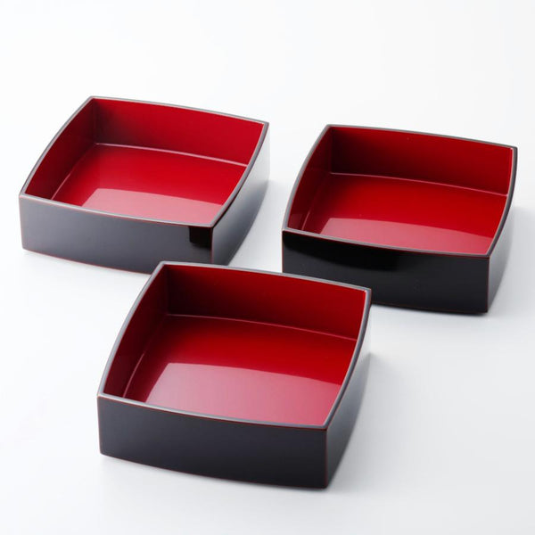 Isuke-Three-Tier-Bento-Box-Traditional-Lacquerware-Lunch-Box-18cm-3-2025-03-05T01:31:17.895Z.jpg