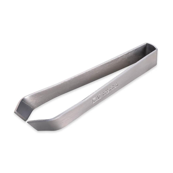 KAI-Fish-Bone-Tweezers-DH8195-1-2025-01-20T00:45:09.114Z.jpg