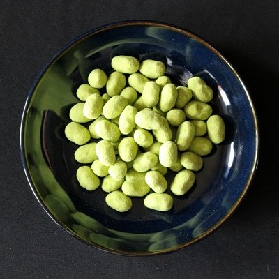 Ujien-Azuki-Amanatto-and-Uji-Matcha-Chewy-Sweet-Bean-Snack-80g-3-2024-10-10T04:42:01.626Z.jpg