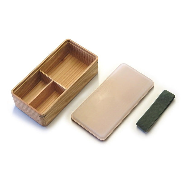 Umezawa-Ancient-Sugi-Cedar-Lunch-Box-Handmade-Wooden-Bento-Box-4-2024-07-01T08:03:36.249Z.jpg